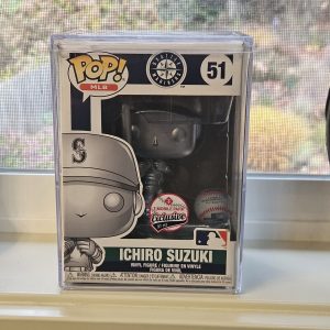 Ichiro Suzuki Silver Funko Pop 51pcs RARE GRAIL MARINERS DAMAGED